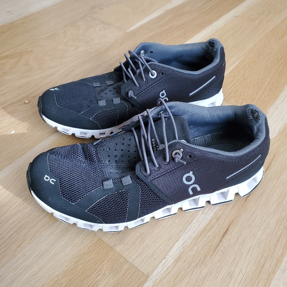 On Running Cloud Sneakers